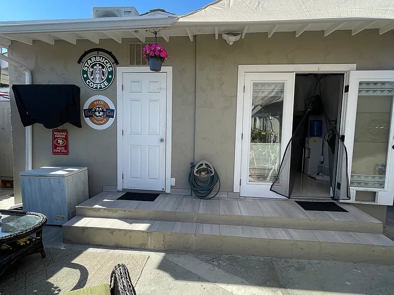 126 W Plaza Blvd — Photo 24