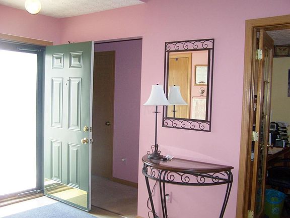 3rd image of 1026 Crossbrook Blvd