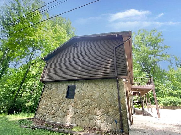5th image of 169 Shiloh Dr