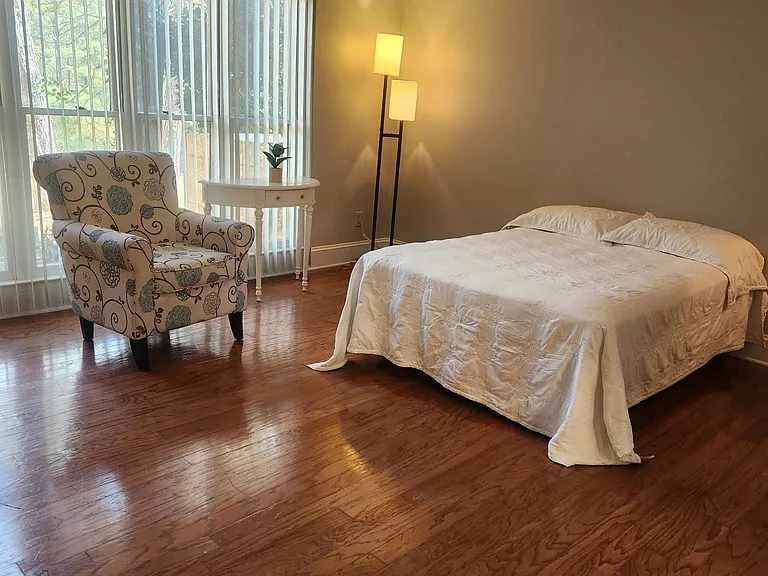 5089 Highland Hills Ct — Photo 14