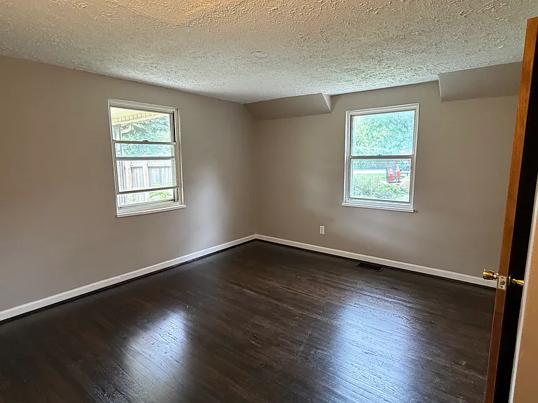 4956 Marcy Rd — Photo 10
