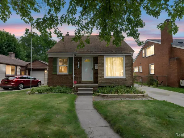 1849 Mayburn St, Dearborn, MI 48128