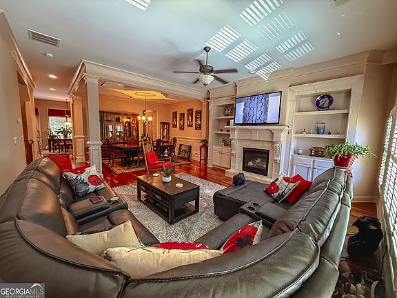 5th image of 1201 Grassy Oat Ln