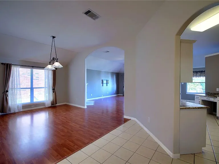129 Copperwood Loop — Photo 6