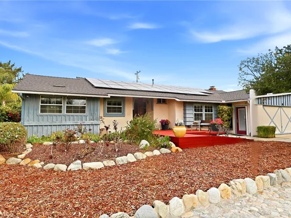 641 Ridgefield Dr, Claremont, CA 91711