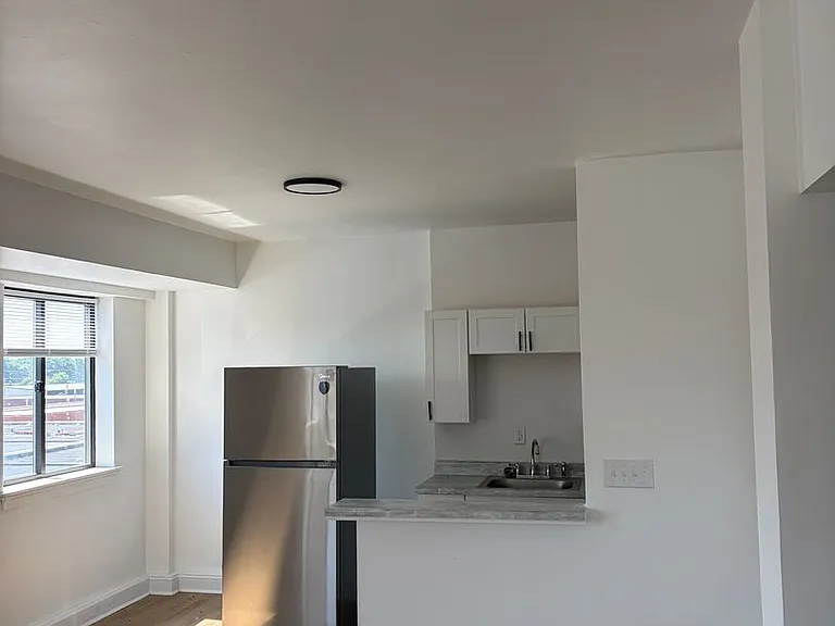 Park Place Apartments — Photo 17
