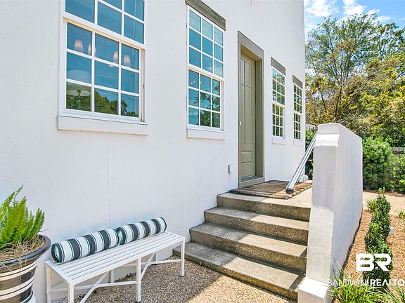 5th image of 357 Satsuma St
