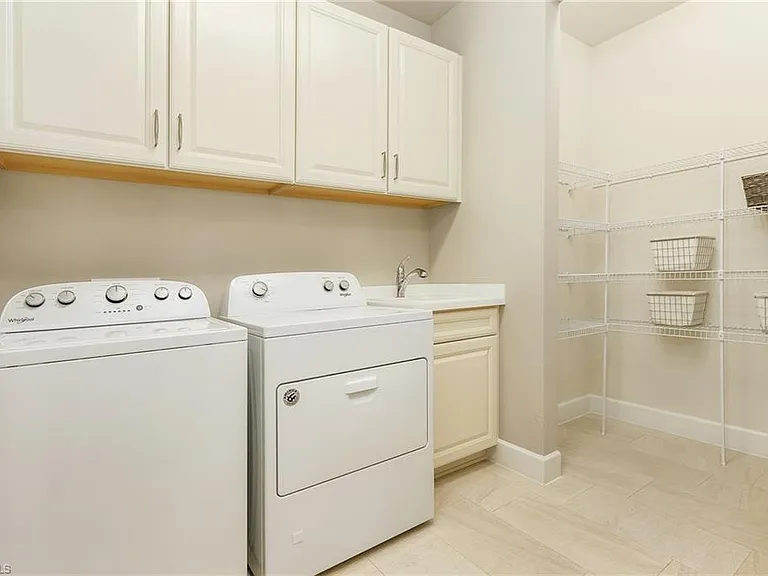 9248 Cormorant Dr — Photo 28