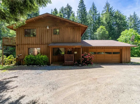 99104 Lone Pine Ln, Myrtle Point, OR 97458