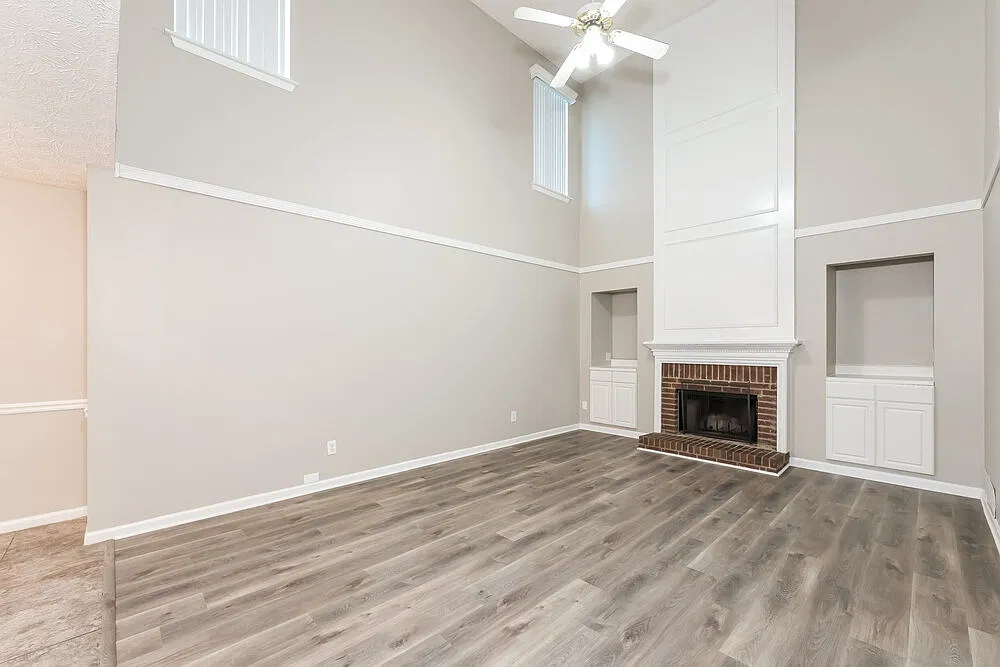 3 bed, 2.5 bath, 2302 sqft, $2,825 — Photo 4