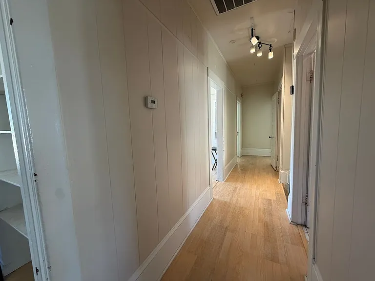 2017 Q St — Photo 36