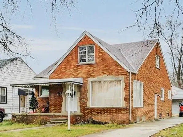 7349 Warwick St, Detroit, MI 48228