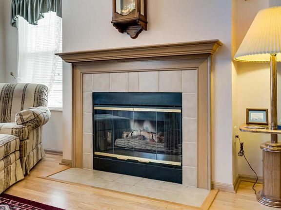 5th image of 2329 Willowside Ln