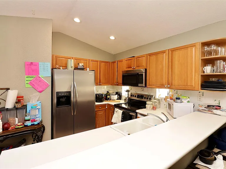 6602 Geneva St — Photo 20