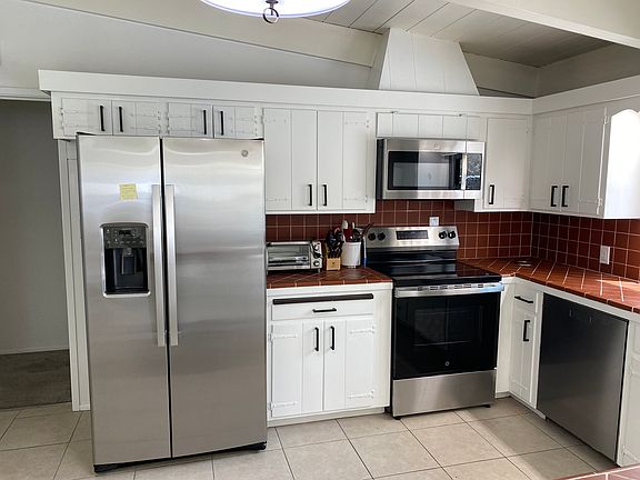 3rd image of 1662 Laurelwood Dr