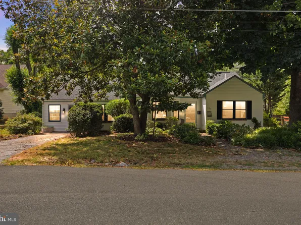 135 Rosemont Cir, Berryville, VA 22611