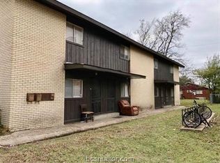 513 Boyett St APT 4, College Station, TX 77840