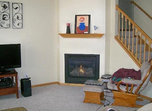 2nd image of 11307 Chisholm Circle NE