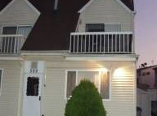 556 Drumgoole Rd W, Staten Island, NY 10312