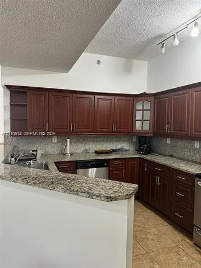 8816 Collins Ave cu-304, Surfside, FL 33154 — Photo 1