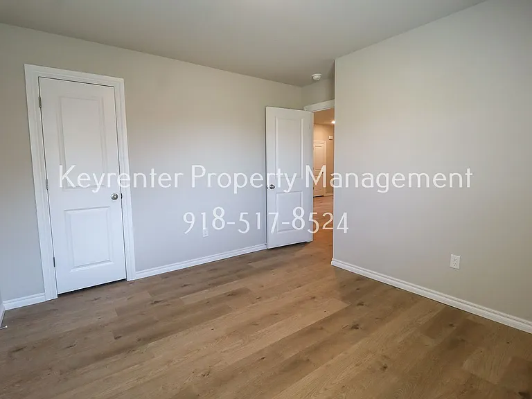 15610 S 75th East Ave — Photo 30