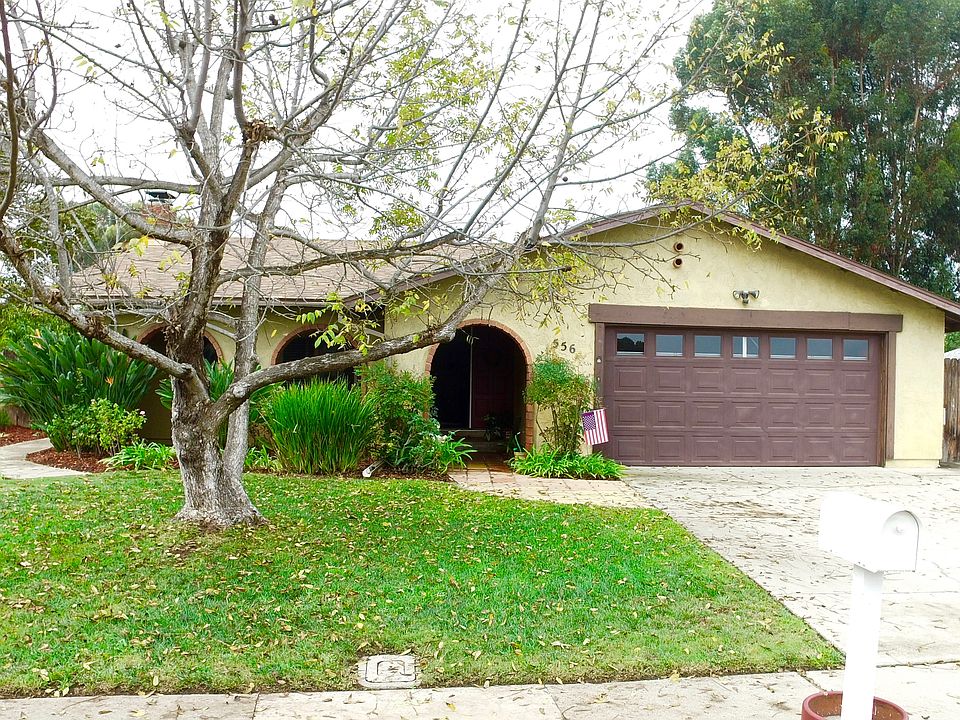 1st image of 556 Woods Dr