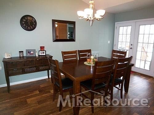 5th image of 1261 Jackson Dr