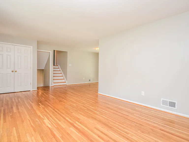 4805 Willet Dr — Photo 7