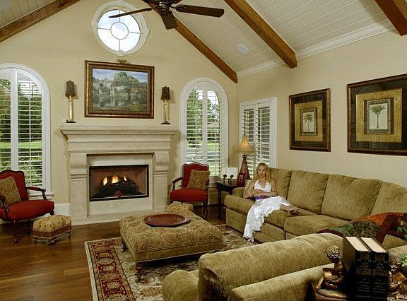 3rd image of 129 Barrington Dr