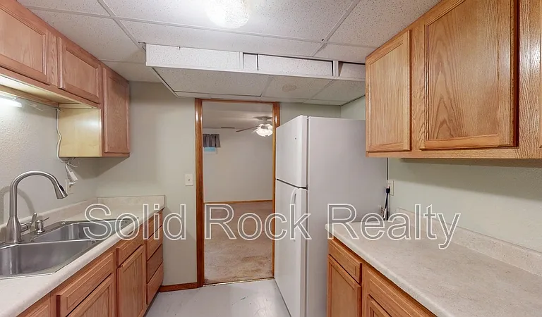 2527 Mount Vernon St — Photo 14