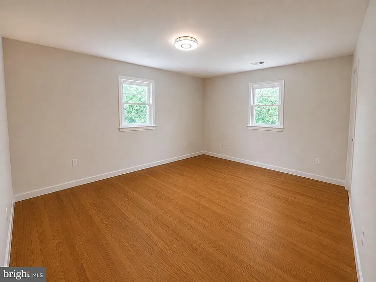 12658 Scaggsville Rd — Photo 2