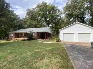 718 Roanoke Ave, Henderson, NC 27536