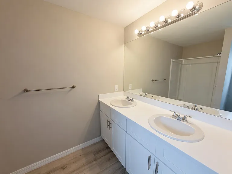1252 County St E — Photo 19