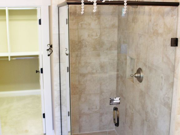 3rd image of 385 Bayberry Creek Cir