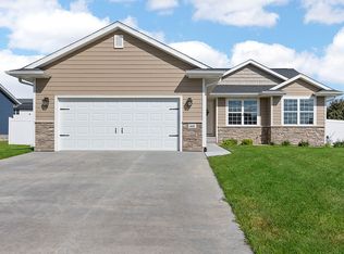 441 Council St, Anamosa, IA 52205