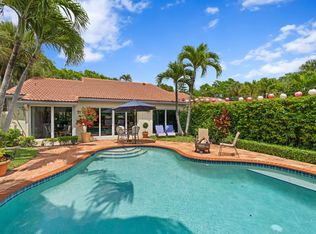 2304 Las Casitas Dr, Wellington, FL 33414