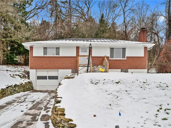 812 Parkway Ave, Pittsburgh, PA 15235