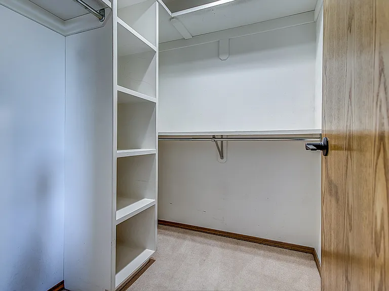 8010 Schubert Gate NW — Photo 10