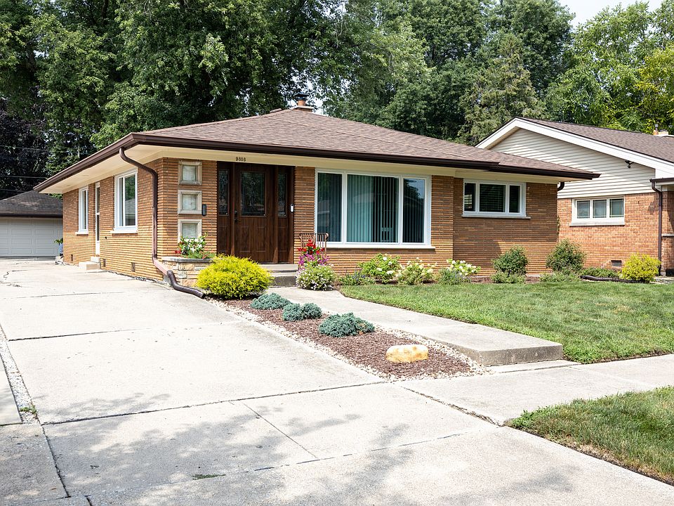 1st image of 9808 S 51st Ave
