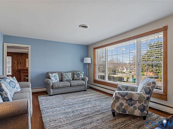 3rd image of 2203 Dartford Rd