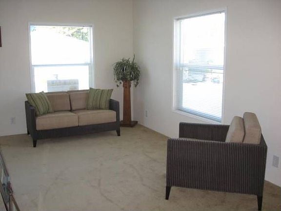 3rd image of 16340 SE 80th Ave #119
