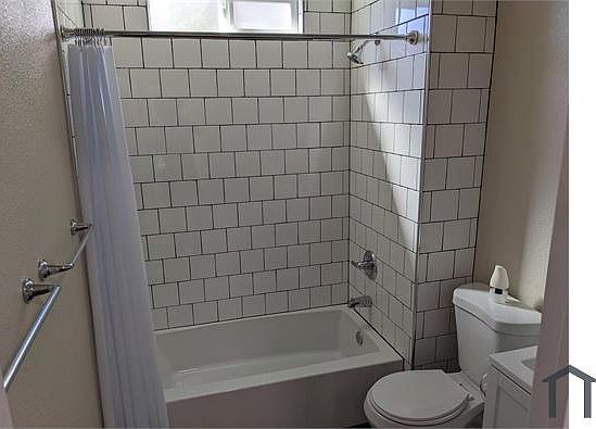 4th image of 226 Clinton Ave #A