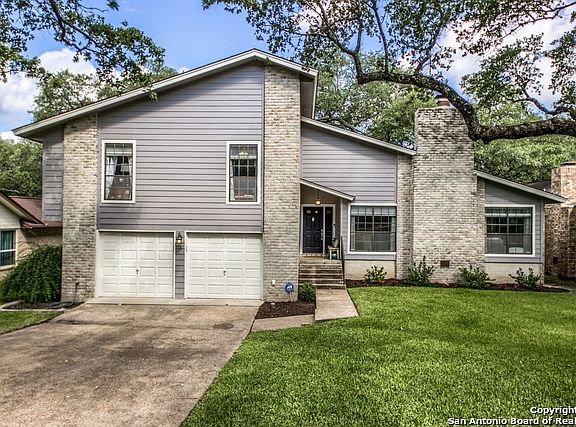 2nd image of 15119 Mule Tree St