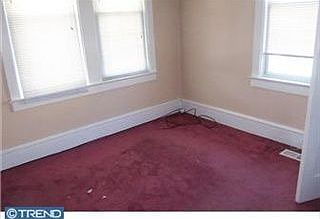 4th image of 1614 42nd St