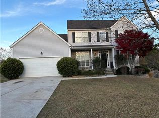 1206 Saint James Pl, Loganville, GA 30052