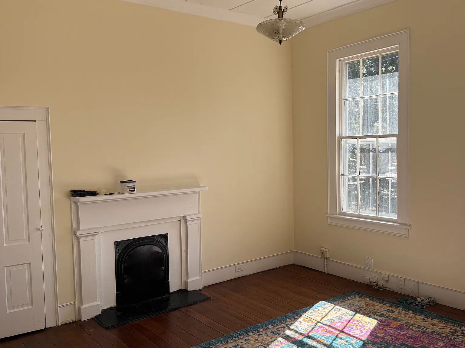 3 bed, 1.5 bath, $1,700 — Photo 2
