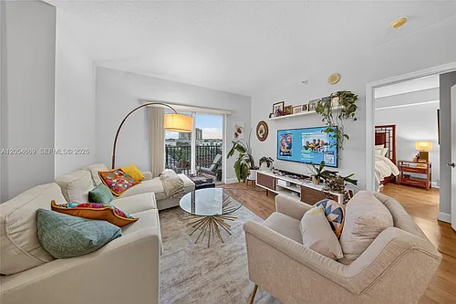1627 SW 37th Ave #401 Photo 1