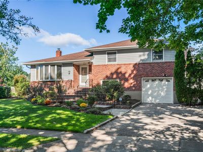1003 Cedar Drive, New Hyde Park, NY, 11040