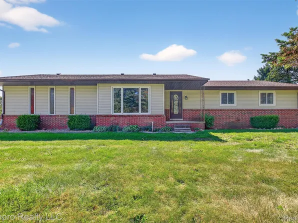 32970 Bordman Rd, Richmond, MI 48062