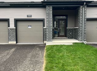595 Lilith St, Ottawa, ON K2J 6P6